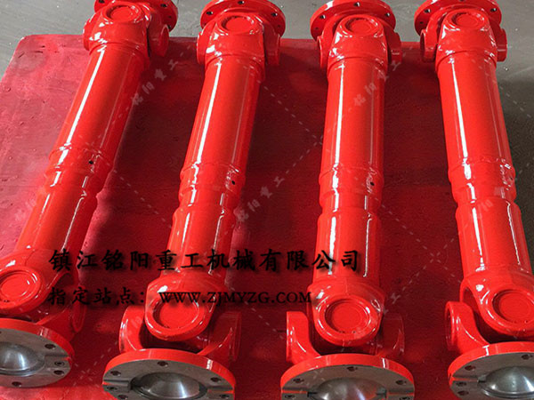 新式整體叉頭式萬向聯(lián)軸器是冶金、軋鋼等機械設(shè)備的優(yōu)選傳動件-萬向聯(lián)軸器
